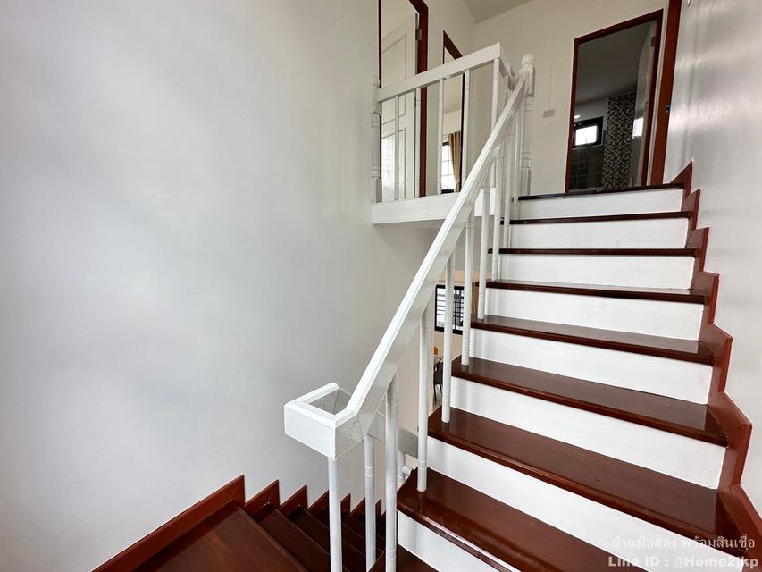 ฟลอร่าวิลล์ สุวินทวงศ์ 11