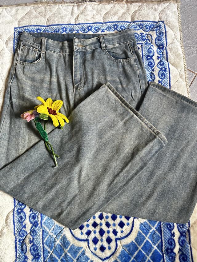 กางเกงยีนส์มือสองสภาพดีใส่1ครั้ง