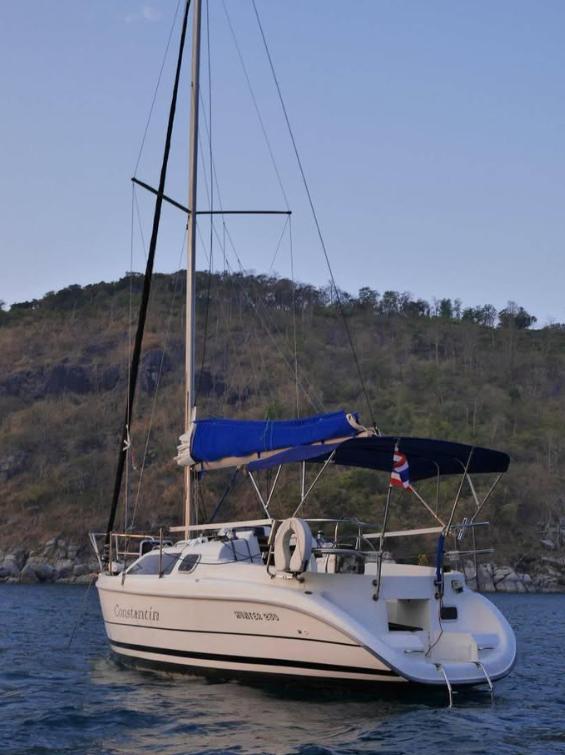 Sailing boat Hunter 280 2