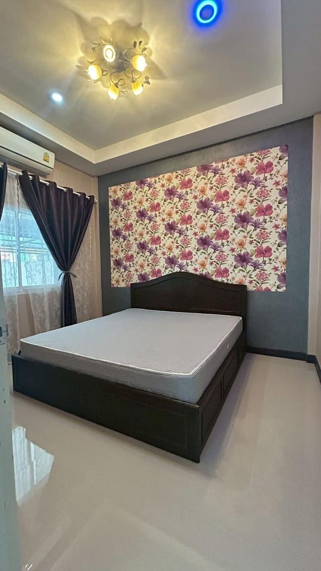 ขายทาวเฮาส์ชั้นเดียวหลังริม ทำเลดี หน้าบ้านกว้าง การเดินทางสะดวกไปพัทยา 9