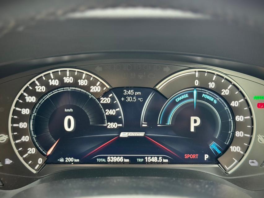 Bmw 530e Elite ปี 2020 วิ่ง 5x,xxx km  Bsi : 28/7/2026 (120,000 km)  Warranty: 28/7/2025 (200,000 km)  15