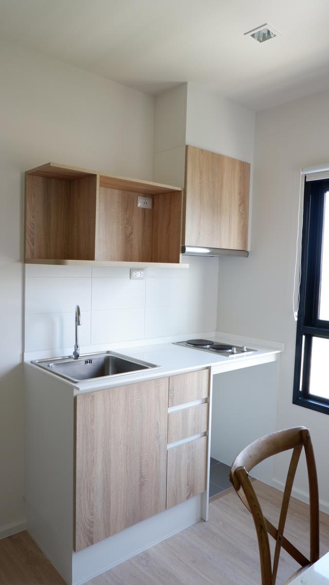 🏙✨ ให้เช่าคอนโด – ห้องใหญ่ โปร่งโล่ง เฟอร์ฯ ครบ พร้อมเข้าอยู่! 11