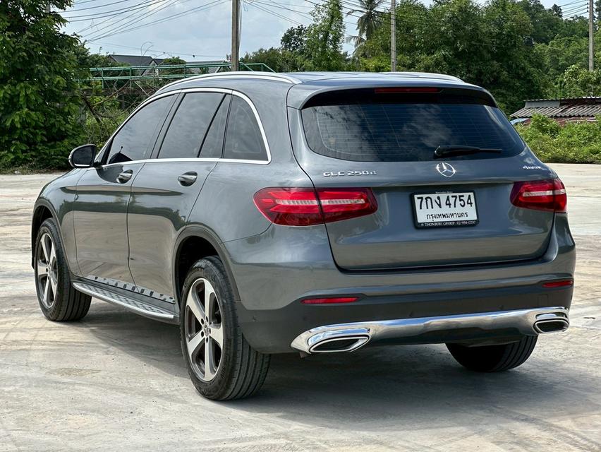Benz Glc250d 4Matic ปี17