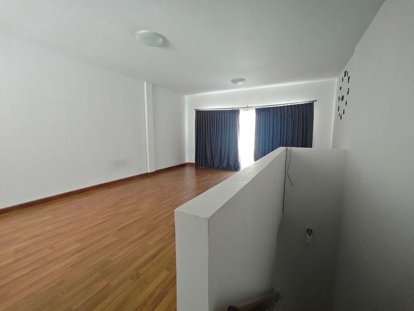 ขายทาวน์โฮม 3 ชั้น 3 ห้องนอน หมู่บ้านเดอะริคโค้ทาวน์ วัชรพล 20.6 ตร.ว. ใกล้ทางด่วนรามอินทรา/รถไฟฟ้า รองรับ EV Charger 11