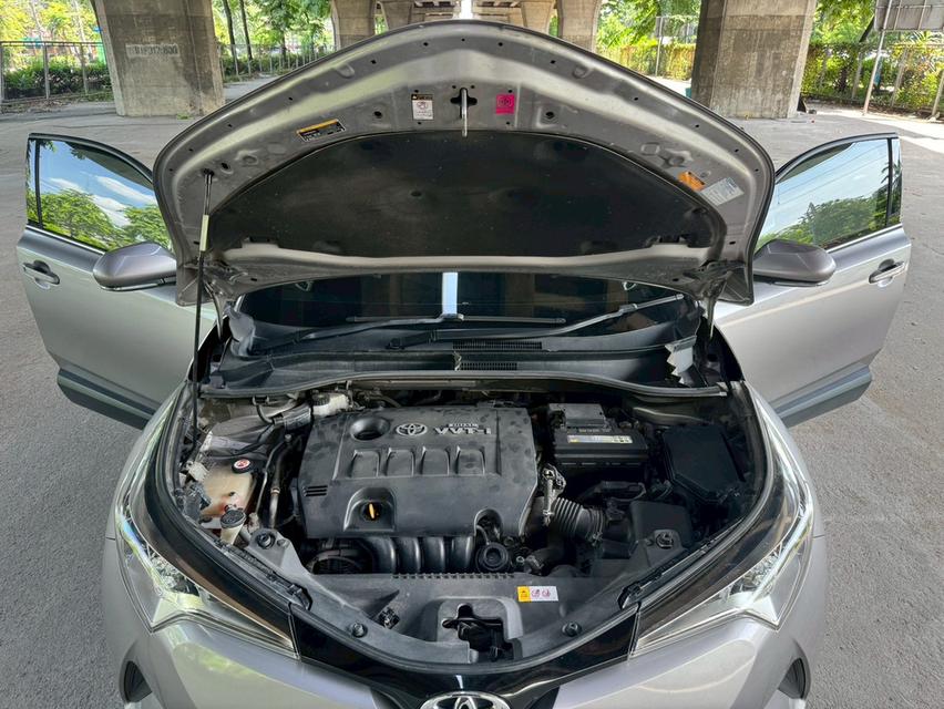 ขายรถ Toyota C-HR 1.8 Mid ปี 2018 สีเทา เกียร์ออโต้ 17