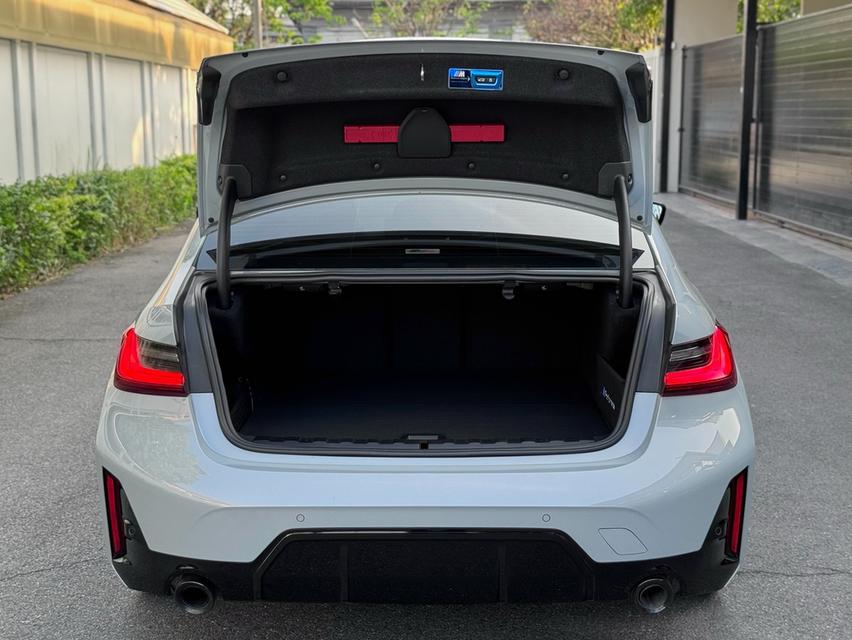 BMW 330e M Sport LCI ปี 2023 รูปที่ 7