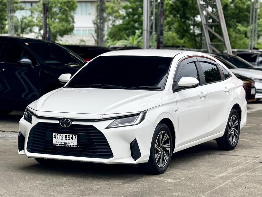 2023 TOYOTA YARIS ATIV 1.2 SPORT สีขาว ไมล์ 11924 กม.