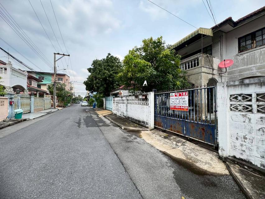 ขายบ้านเดี่ยว หมู่บ้าน ช.รุ่งเรือง 6 ราคาต่ำกว่าตลาด เหมาะกับการลงทุน (N.2000) 16