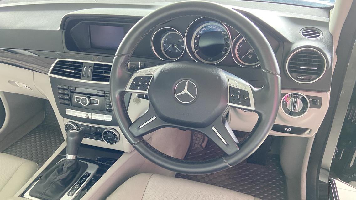 BENZ C200CGI BE 16