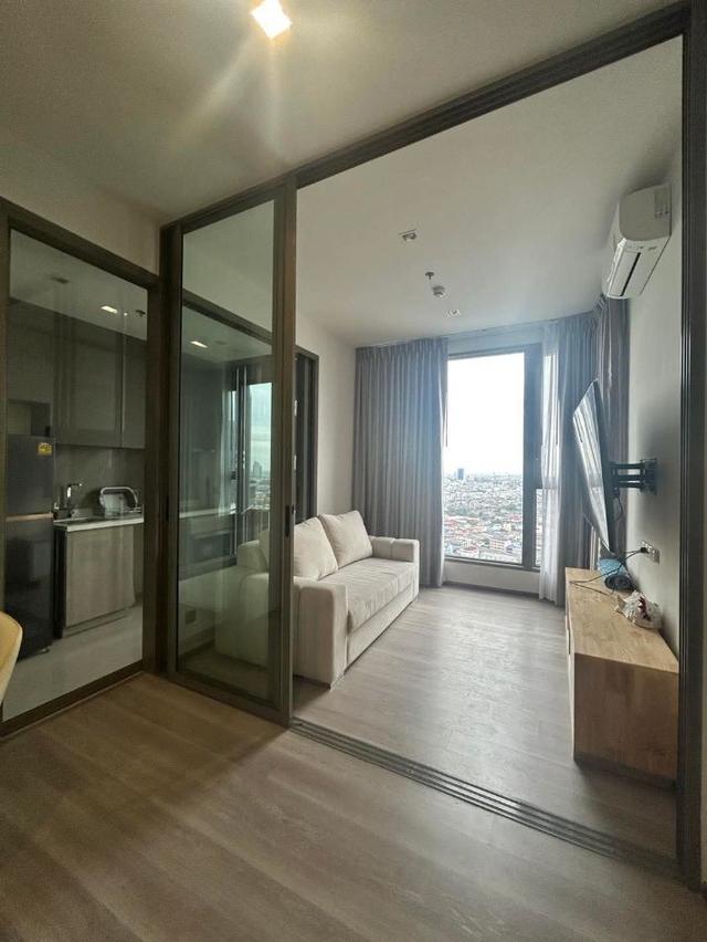 ขาย คอนโด ริธึ่ม เจริญกรุง พาวิลเลี่ยน  ชั้น 24 ขนาด 44 ตรม. ราคา 8,993,800 บาท 2