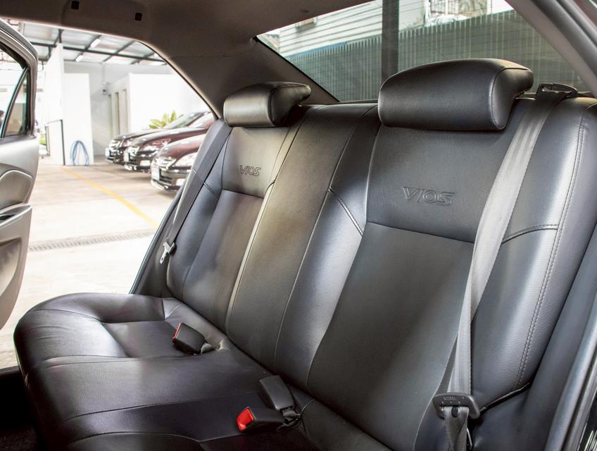 TOYOTA VIOS 1.5 E 2009 14