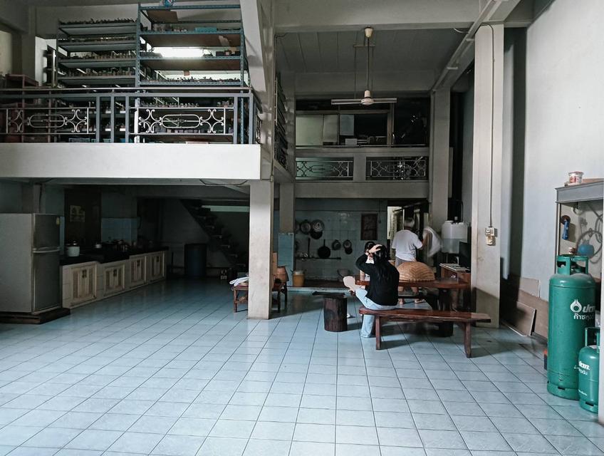 ขายอาคารพาณิชย์ 64 ตร.วา 3.5 ชั้น พระราม 2 ซอยสะแกงาม 35/1 พื้นที่ใหญ่ต่อเติมใหม่ เหมาะทำธุรกิจ 3