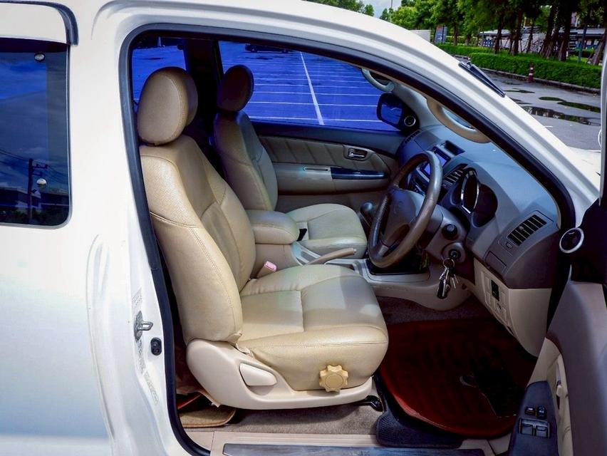 รหัสรถ QT9874 Toyota Hilux Vigo 3.0 ตัวพิเศษ Exclusive Prerunner เกียร์ธรรมดา สีขาวมุก/ทูโทน ปี 2007 18
