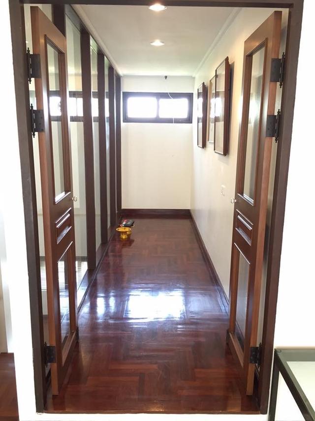 ให้เช่าบ้านเดี่ยว 2 ชั้น หลังใหญ่ 340 ต.ร.วา ซอยปรีดีพนมยงค์14 ถนนสุขุมวิท71 ใกล้เอกมัย ทองหล่อ จอดรถได้ 15 คัน 6