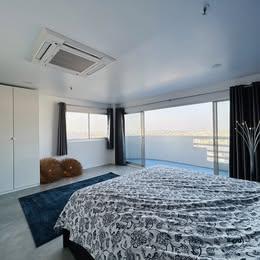 For RENT - Rare family duplex penthouse w/ magic view & top-floor fresh air. 266sqm on 19th-20th floors 12