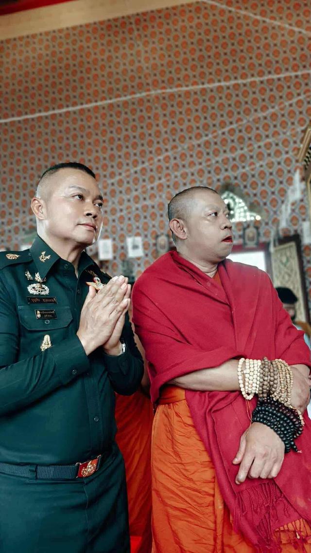 26] พระสมเด็จหนุมาน รุ่น คงกระพัน หลวงปู่ศิลา สิริจันโท เมตตาเขียนยันต์และอธิษฐานจิต รูปที่ 8