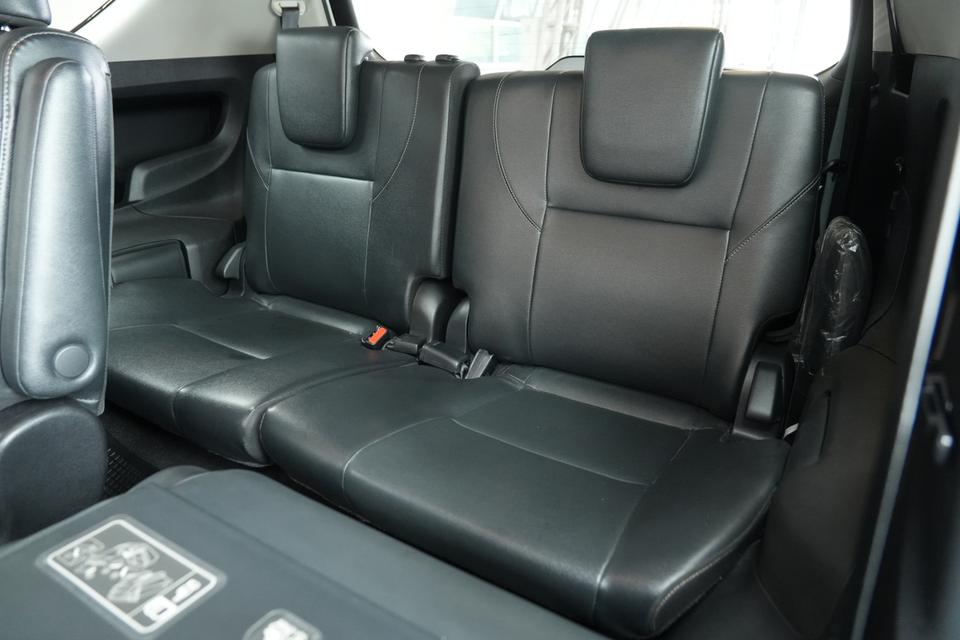 2020 TOYOTA INNOVA 2.8 V Crysta Wagon สีขาว เลขไมล์ 55358 กม. 16
