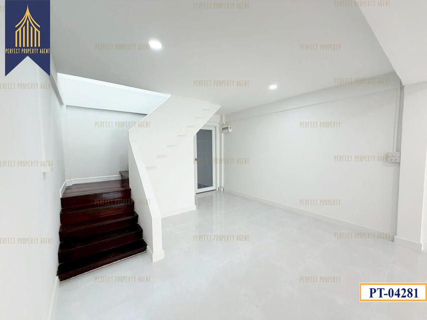 ขาย ทาวน์เฮ้าส์ เสนานิคม 1 ลาดปลาเค้า ลาดพร้าว ตกแต่งใหม่พร้อมอยู่ 10