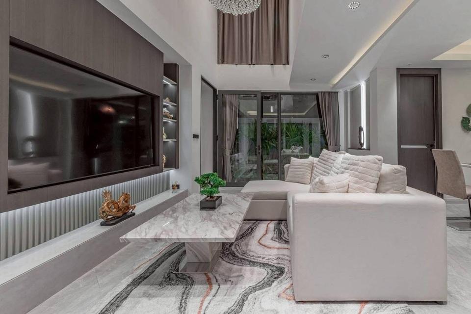 Selling pool villa style modern Pattaya Phatumnak hill 22 million 3