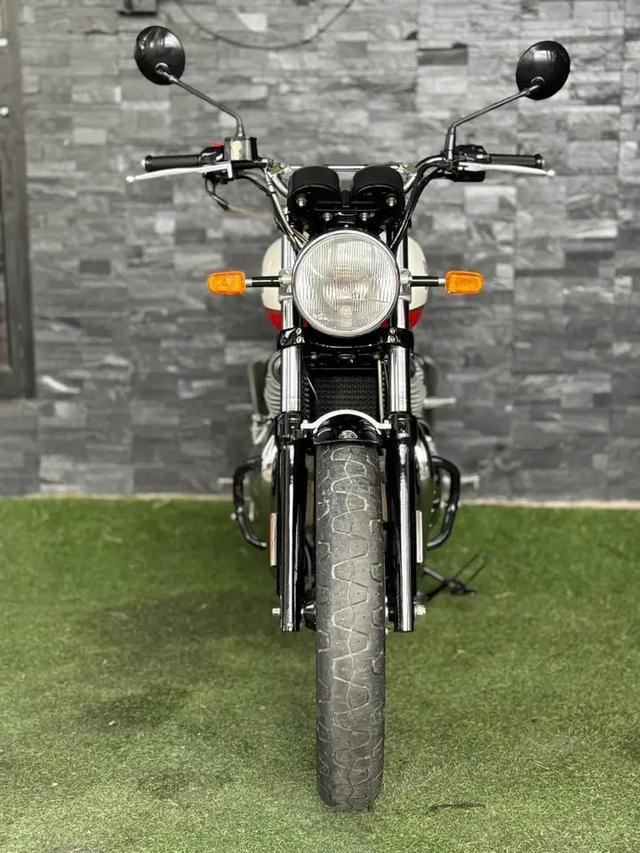 มอเตอร์ไซค์สภาพนางฟ้า Royal Enfield Interceptor 650 5