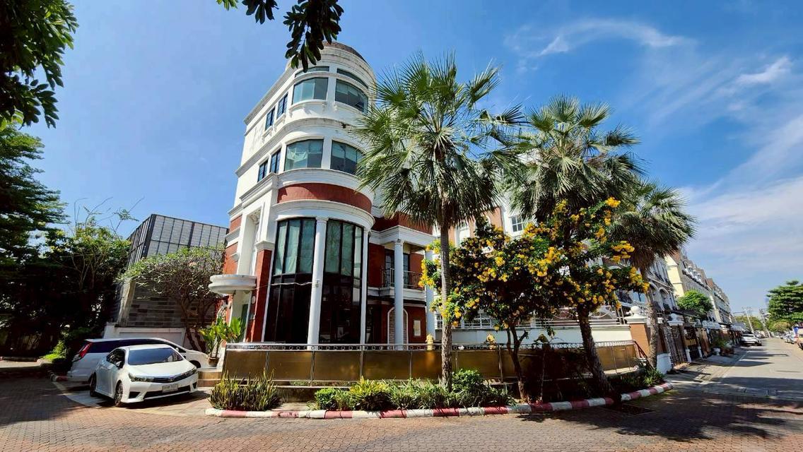 ขายด่วน ทาวน์โฮม 4 ชั้น หมู่บ้านอรุณพัฒน์ สาธุประดิษฐ์-พระราม 3 "บ้านสภาพดี ไม่ทรุด ไม่ร้าว ทำเลศักยภาพ ใกล้ Central พระราม 3" 7 ห้องนอ 4 ห้องน้ำ 3