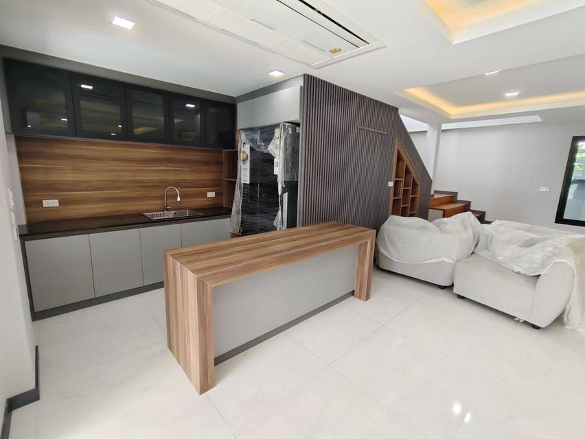 ขายบ้านพลุวิลล่า ใจกลางเมืองพัทยา 18.9 ล้าน 12