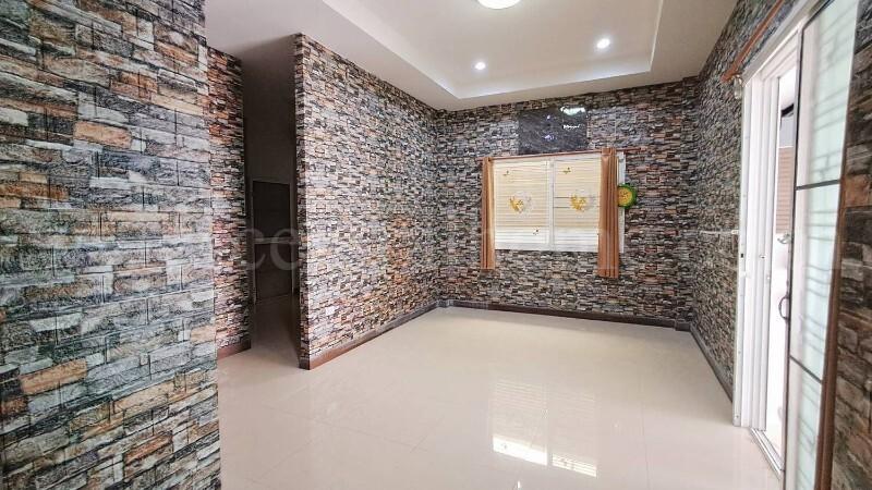 บ้านแฝด บงกช ธาราวิลล์ พานทอง สภาพใหม่ ราคาถูกที่สุดในโครงการ 5
