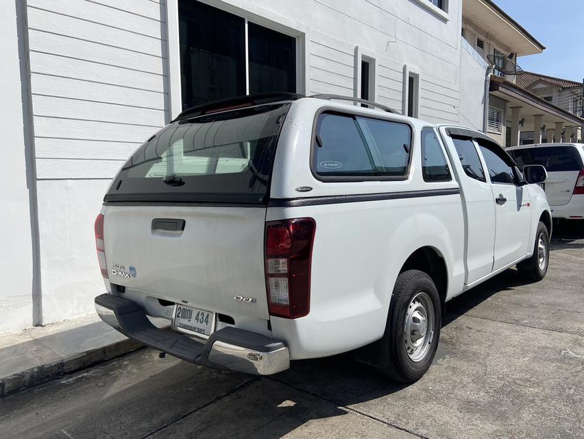 Isuzu d-max รถกระบะ 2017 มือเดียว ออกศูนย์ ไมล์น้อย 8
