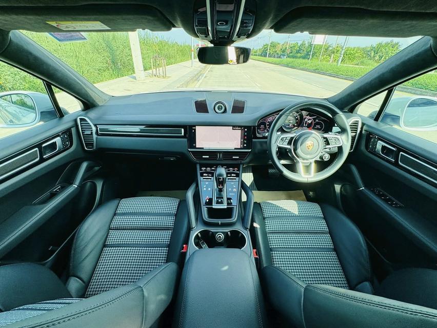 CAYENNE 3.0 HYBRID COUPE Lightweight Sport package 11