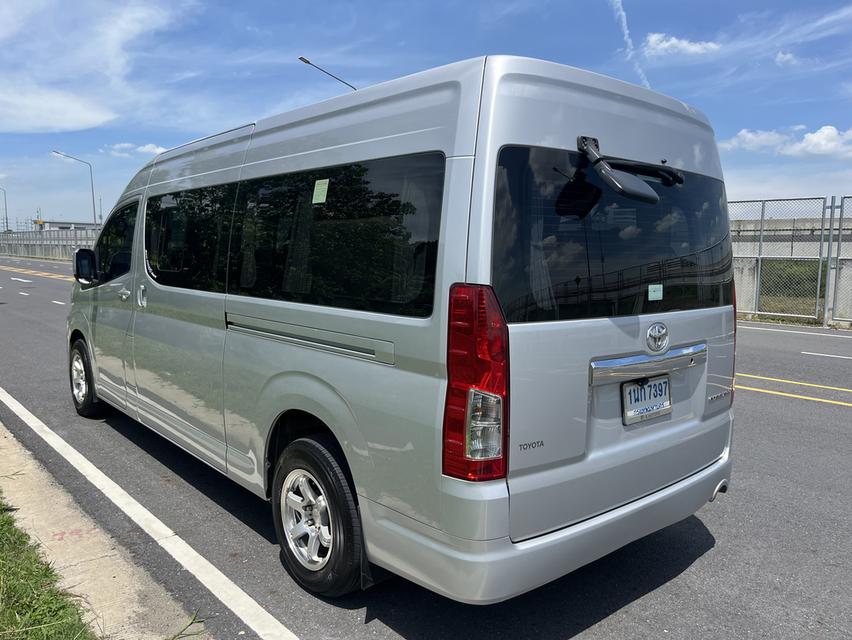 2020 Toyota commuter 2.8at
