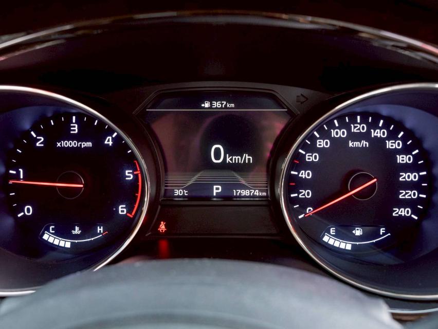 Kia Carnival 2.2 SXL 2018 19