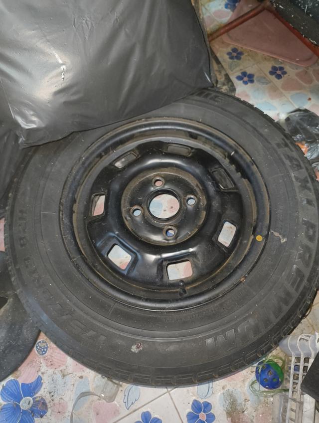 ล้ออะไหล่