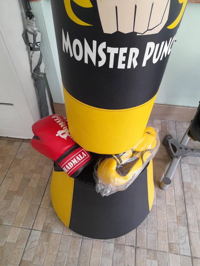 กระสอบทรายแบบตั้งพื้น ซุปเปอร์พรีเมี่ยม รุ่นใหญ่ MonsterPunch แถมนวมพรีเมี่ยม