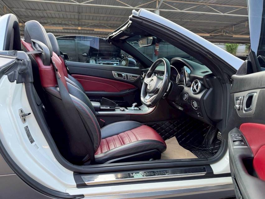 Mercedes Benz SLC300 AMG Roadster รูปที่ 7