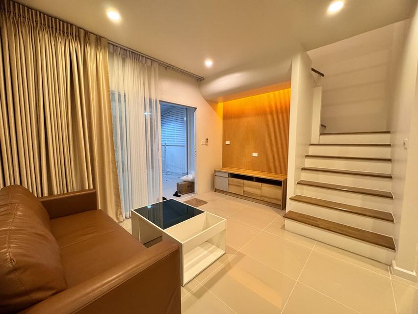 ให้เช่าทาวเฮ้าส์ 2 ชั้น วิลเลจ ไลฟ์ พัฒนาการ 38 (Villette Lite Pattanakarn) ใกล้ APL รามคำแหง (N.1886)