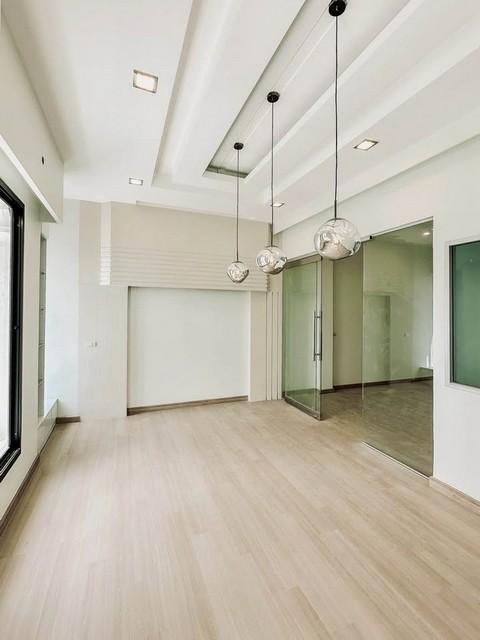 PP483 ขายโฮมออฟฟิศ ทาวน์โฮม 4 ชั้น โครงการ บ้านกลางเมือง ถ.พระราม 9-ลาดพร้าว ถนนประดิษฐ์มนูธรรม รีโนเวทใหม่ สวยพร้อมเข้าอยู่ 11