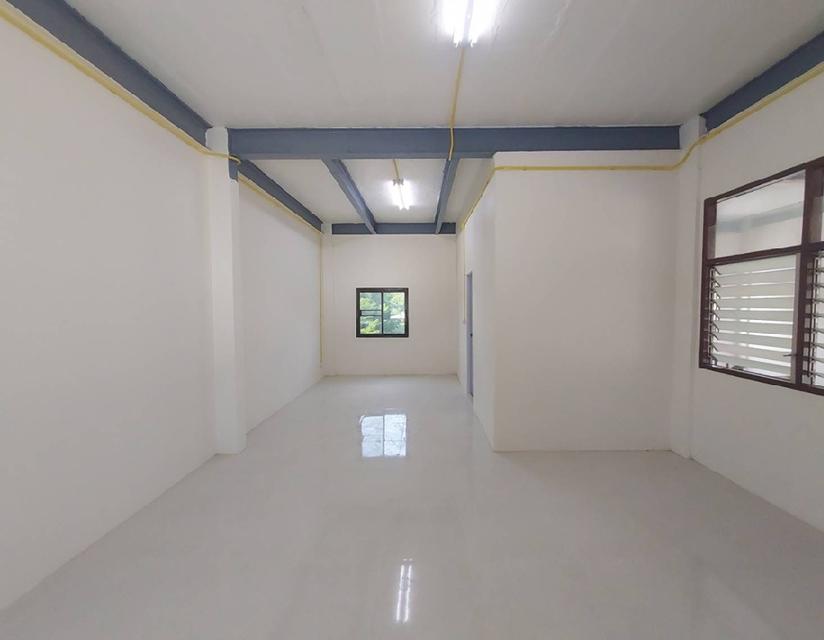 ให้เช่าโกดังพร้อมห้องพักพร้อมสำนักงาน / renovate ใหม่ /ทำเล ริมถนน พุทธบูชา (พระราม 2) / พื้นที่ใช้สอยรวม 1870 ตารางเมตร 6