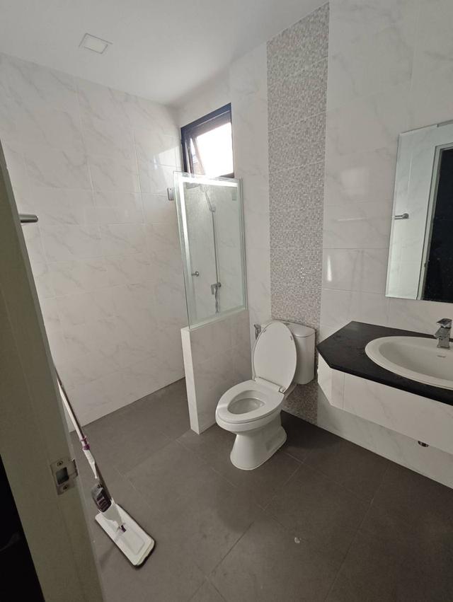 บ้านแฝด หมู่บ้านภูมิชนก พุทธมณฑลสาย 4-5 14