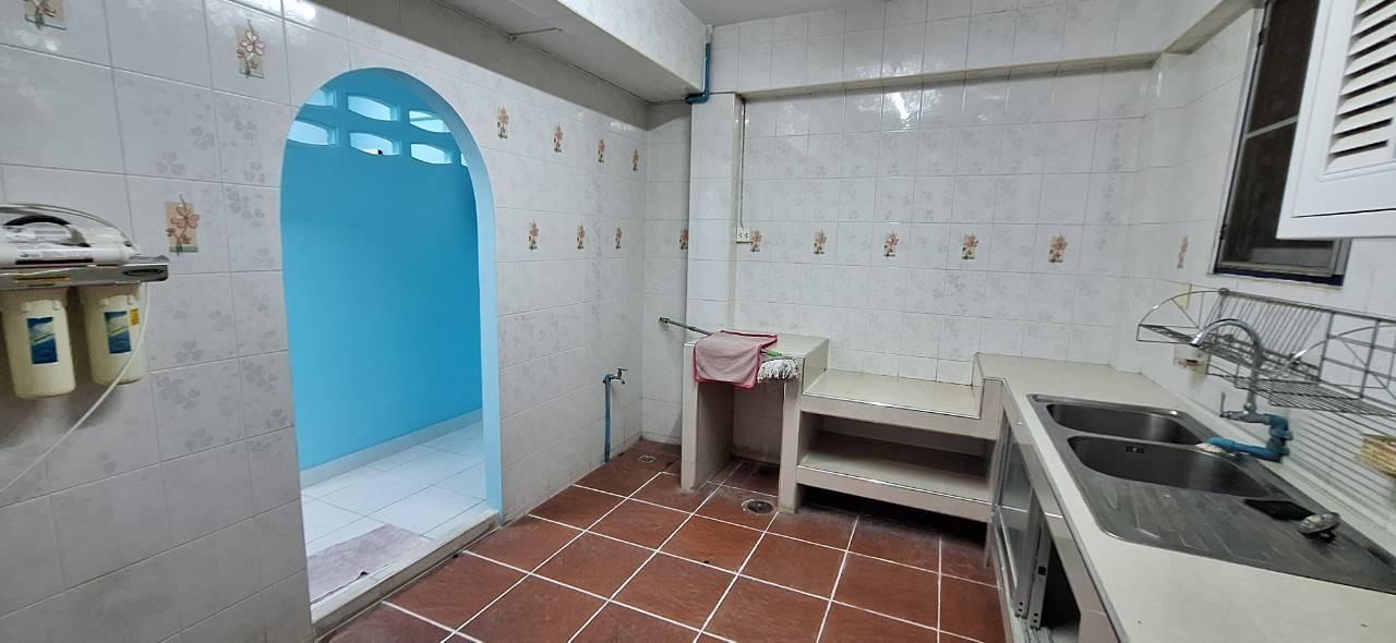 ขายบ้านทาวน์เฮ้าส์ ทำเลดีใกล้เดอะมอลล์บางแค MRT หลักสอง รีโนเวทใหม่ พร้อมเข้าอยู่! 11