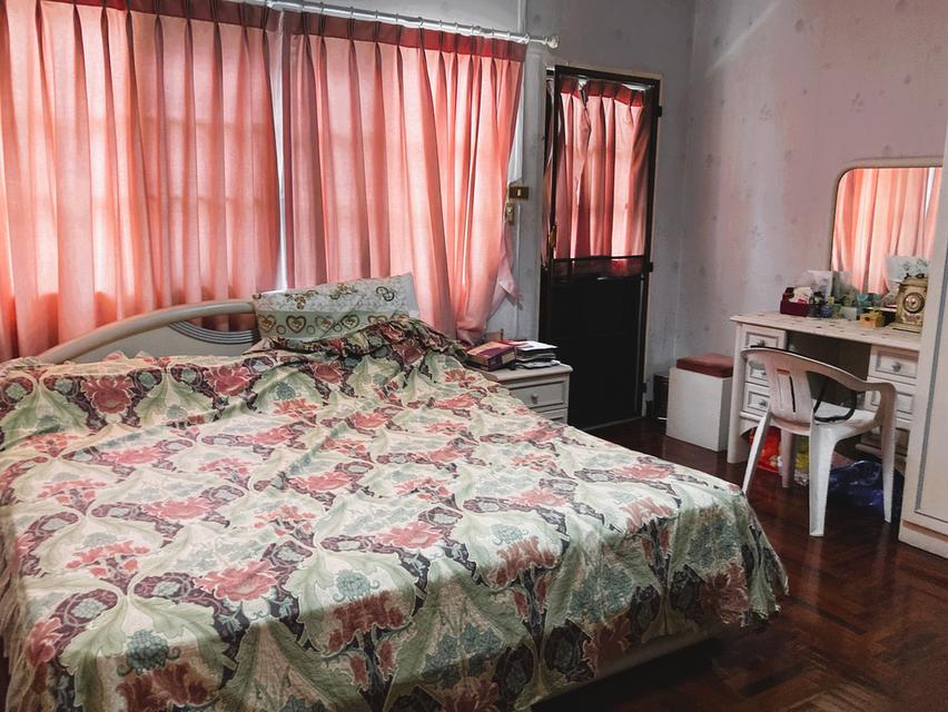 ทาวน์เฮ้าหมู่บ้านบุษราคัมริมน้ำ 10