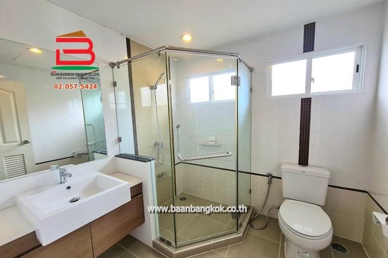 บ้านเดี่ยว ภัสสร เพรสทีจ ปิ่นเกล้า-เพชรเกษม เนื้อที่ 65.5 ตรว ซ.กระทุ่มล้ม 31 ถ.พุทธมณฑลสาย 4 ต.กระทุ่มล้ม อ.สามพราน จ.นครปฐม 12