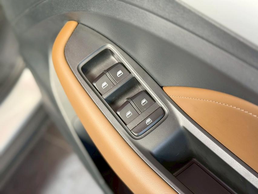 MG ZS 1.5 X+ SUNROOF ปี2021 9