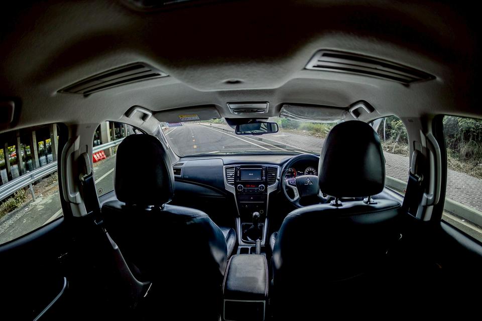 Mitsubishi Tritin 2.4GT ปี20 13