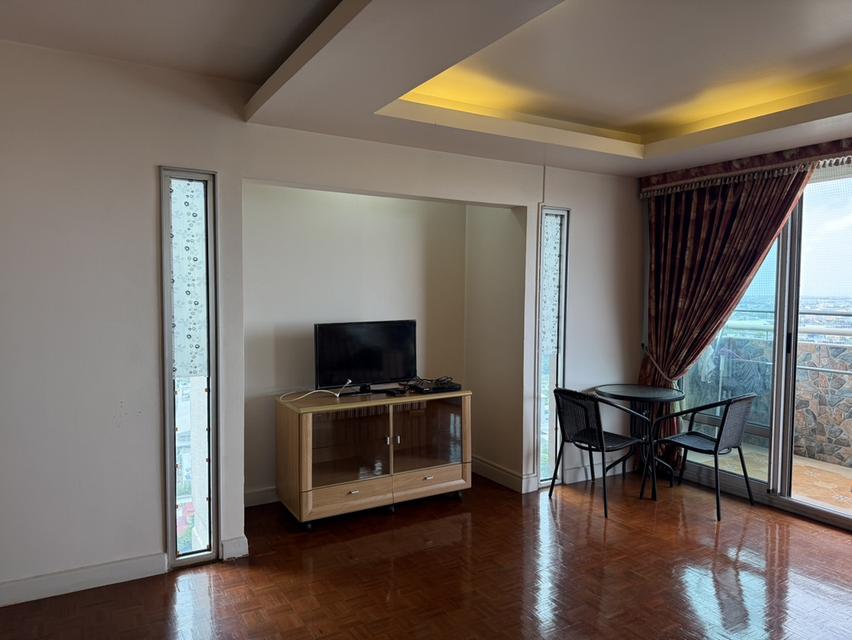 เช่าคอนโดวิวทะเลสาบ เมืองทองธานี 20,000 บาท/เดือน 6