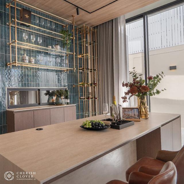 Cherish Clover Sukhontasawat 20 บ้านพูลวิลล่าสุดหรู พร้อมลิฟท์ส่วนตัว 5 ห้องนอน 6 ห้องน้ำ Double-Volume Living จอดรถได้ 3 คัน 7