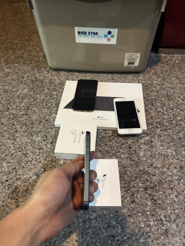 ขายๆๆๆถูกๆๆๆไอโฟน5สีดำ16กิ๊กสภาพสวยการใช้งานดีเยี่ยมทุกๆฟังชั่นเครื่องรีสโตได้ตลอดไม่มีติดแอคเค้าใดๆคับ  สภาพ: 90% สวยๆคับ  ราคา: 1790 มารับเอง 1290 รูปที่ 6