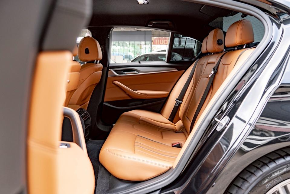 รหัสรถ NP5509 BMW 520d M Sport ปีรถ : 2019 รูปที่ 10