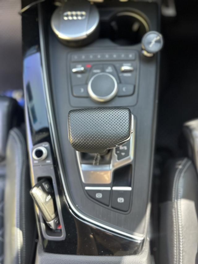 Audi A4 Avant 45 TFSI Quattro S-Line 14