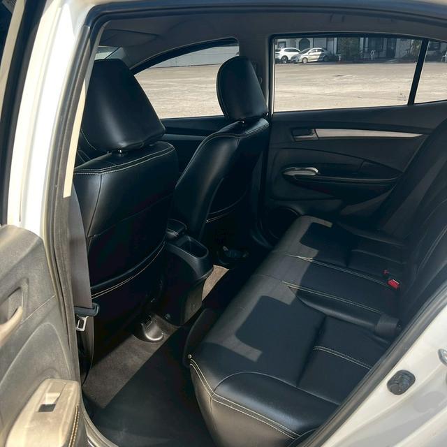 Honda City 1.5 Sv ปี 2011รถบ้านขนานแท้ ขับดีสุดๆ รูปที่ 8