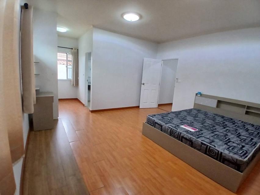 U1393 ให้เช่าบ้านเดี่ยว 2 ชั้น หมู่บ้านภัสสร 13  มีนบุรี หนองจอก ถ.สุวินทวงศ์ บ้านพร้อมเฟอร์ ทำเลดีเดินทางสะดวกเข้าออกได้หลายทาง 6